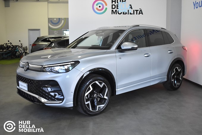 VOLKSWAGEN Tiguan 2.0 TDI 150 CV DSG R-Line
